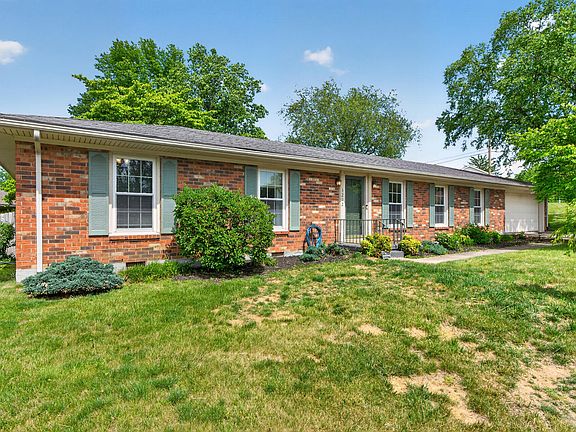 3rd image of 3212 Buckhorn Dr