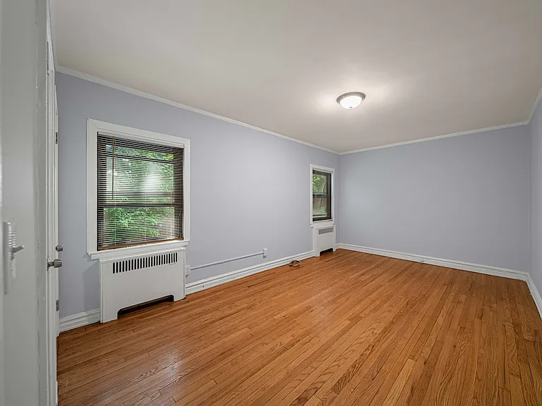 90 Tracey Pl #H1 — Photo 13