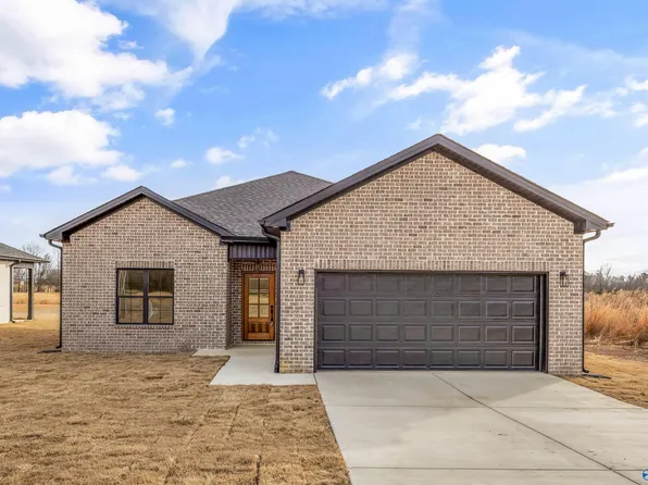 17182 Red Hill Rd, Athens, AL 35611