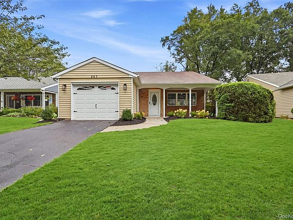 3rd image of 257 Edinburgh Drive