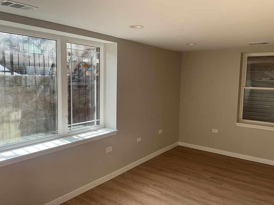 Front room from front side entry