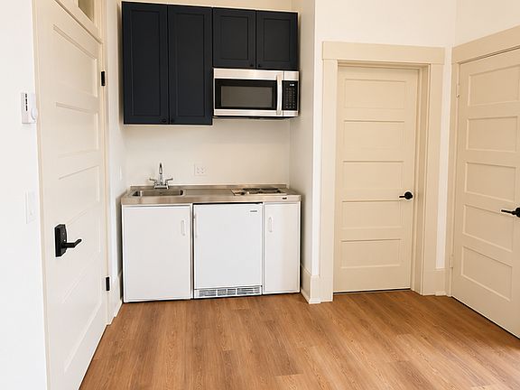 4th image of 500 B St #2C