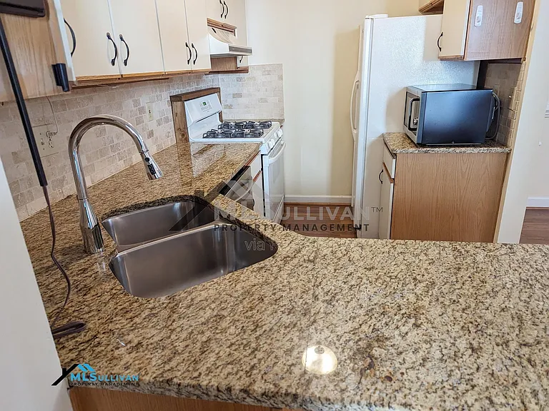 419 Summerwalk Cir — Photo 6