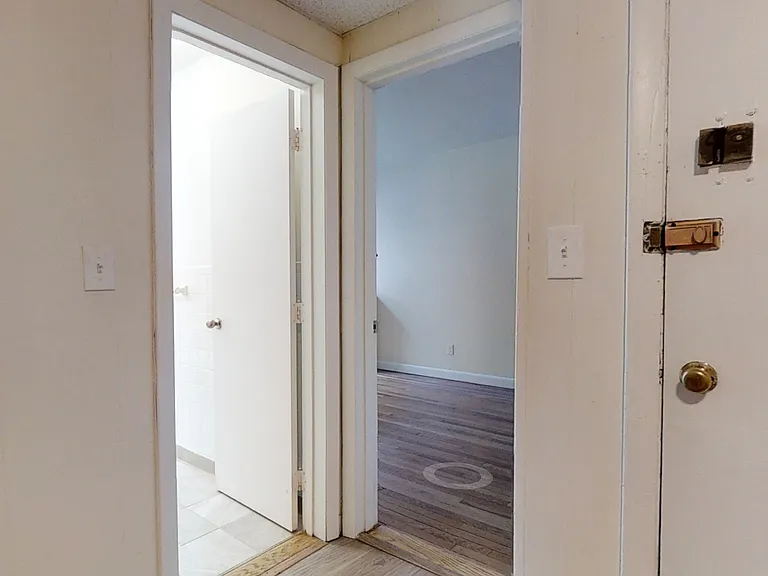 1124 Commonwealth Ave — Photo 102
