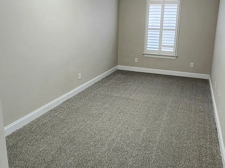 9512 Berwick Ct — Photo 21
