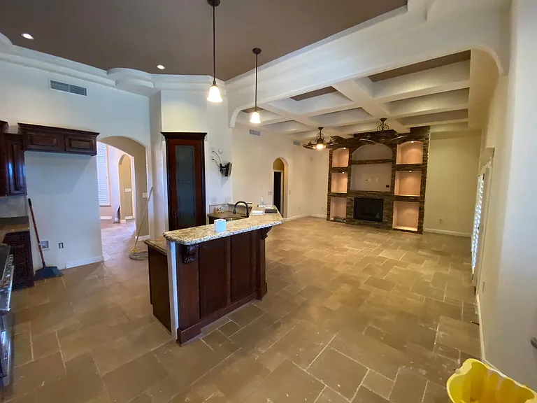 390 Burkett — Photo 27