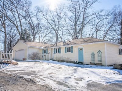 99 Lake Ave, Leicester, MA, 01524