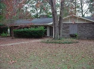 1000 Camelot Ct, Dothan, AL 36303