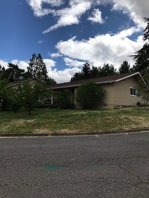1st image of 593 Oak Knoll Dr
