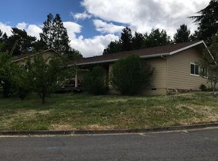 593 Oak Knoll Dr, Ashland, OR
