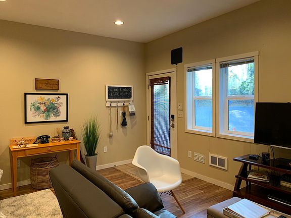 5th image of 10850 NE 108th St