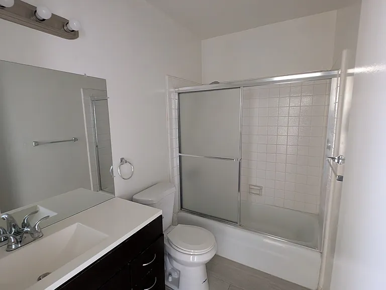 Tilden Apartments — Photo 7