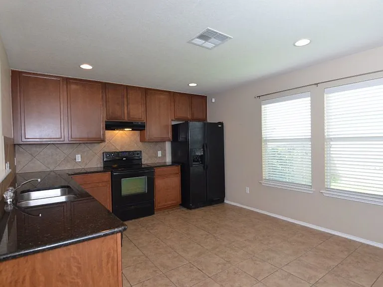 11525 Autumn Ash Dr — Photo 14