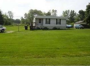 20859 W Trebesh Cir, Pinckney, MI 48169
