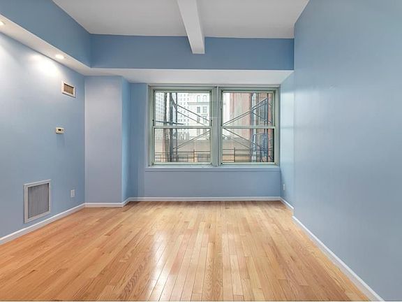 2nd image of 88 Greenwich St APT 309