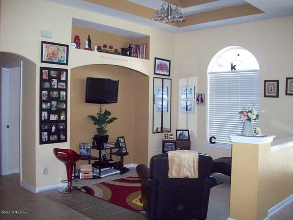 3rd image of 4024 S VICTORIA LAKES