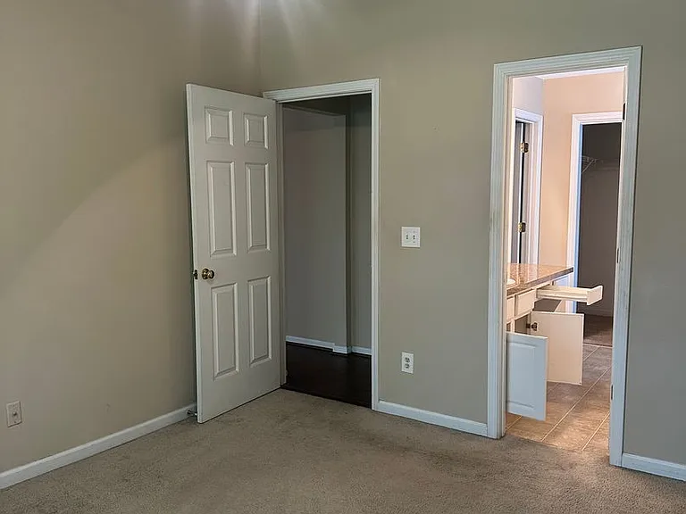 404 Gibson Forest Dr — Photo 9