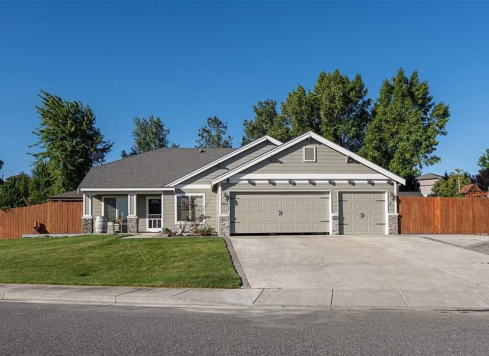 1st image of 3663 Bing St