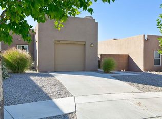 5312 Circita Del Sur, Santa Fe, NM 87507