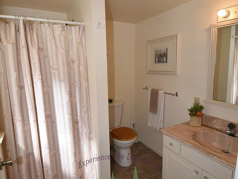 124 Winchester St — Photo 27