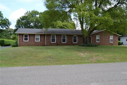 1st image of 2706 Amber Dr