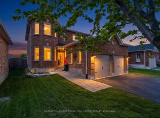 106 Bird St, Barrie, ON L4N0W6