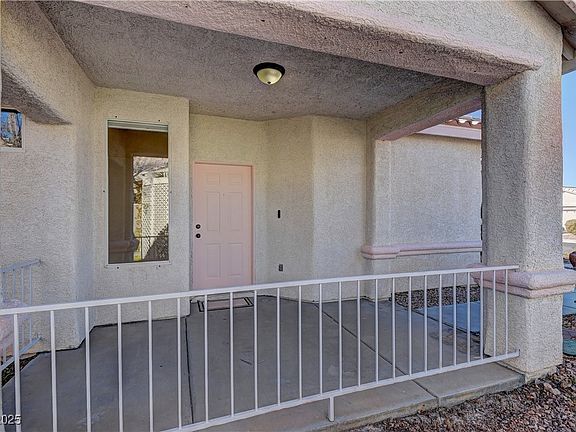 5th image of 2693 Hollowvale Ln
