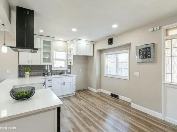 3928 North 52nd STREET, Milwaukee, WI 53216