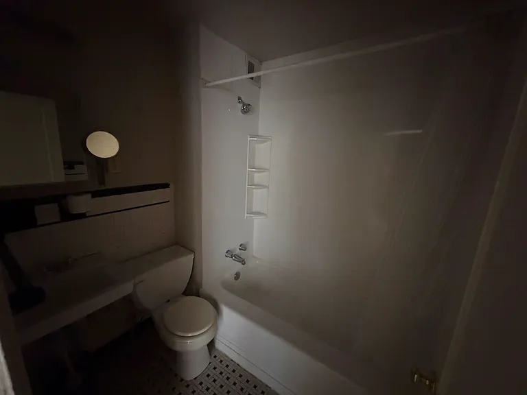 719 Washington Pl #2 — Photo 10