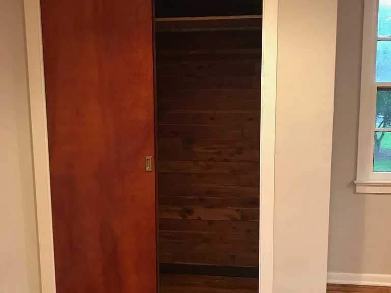 173 W Bristol Rd — Photo 13