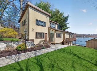 3 Lakeside Rd, Mahopac, NY 10541