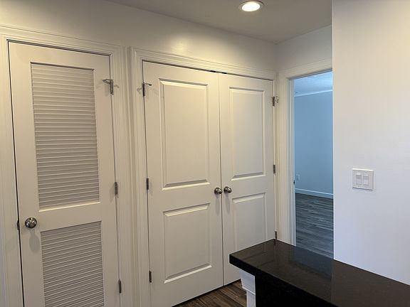 4th image of 5216-5218 Bessmer Dr