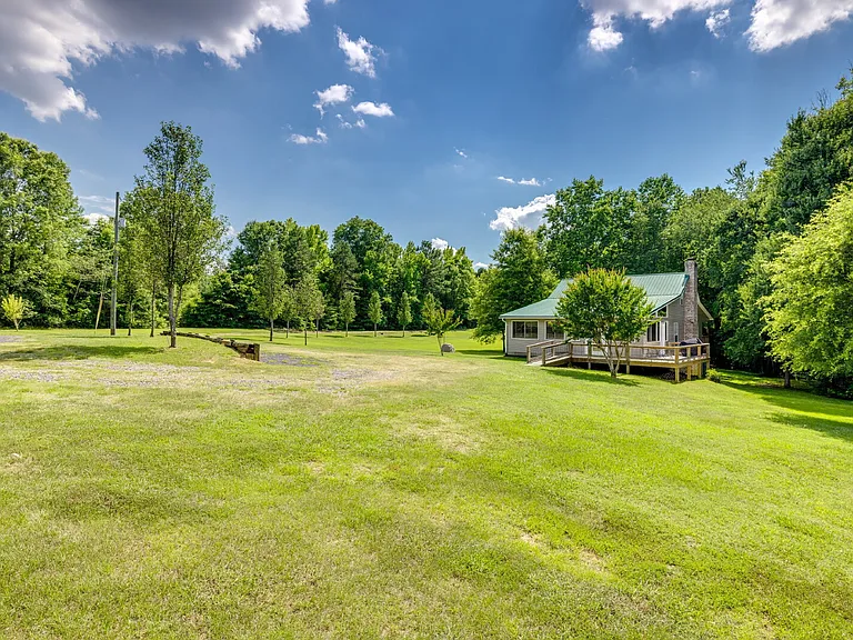 970 Old Limestone Rd E — Photo 38