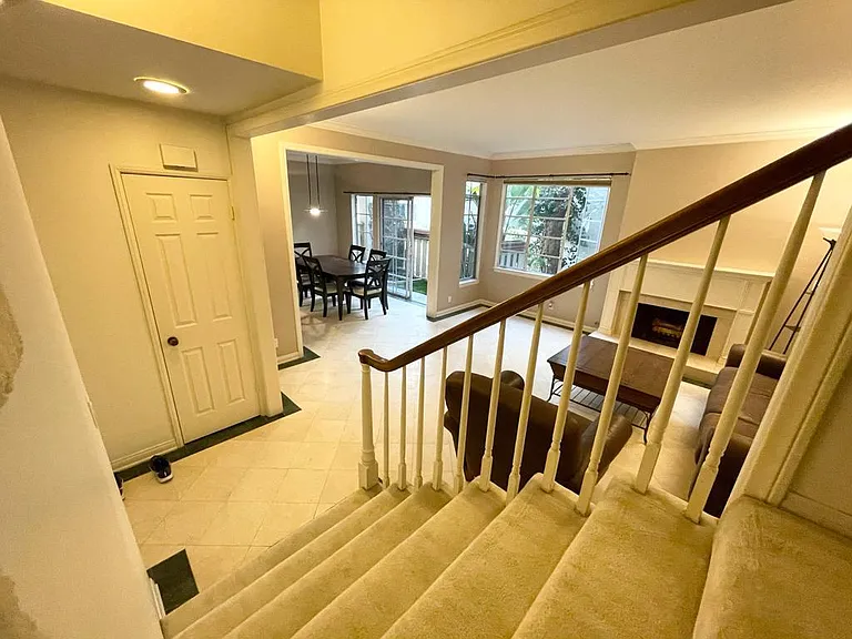 10308 Almayo Ave #5 — Photo 12