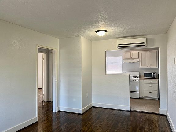 4th image of 7622 Pecan Villas Dr APT 3