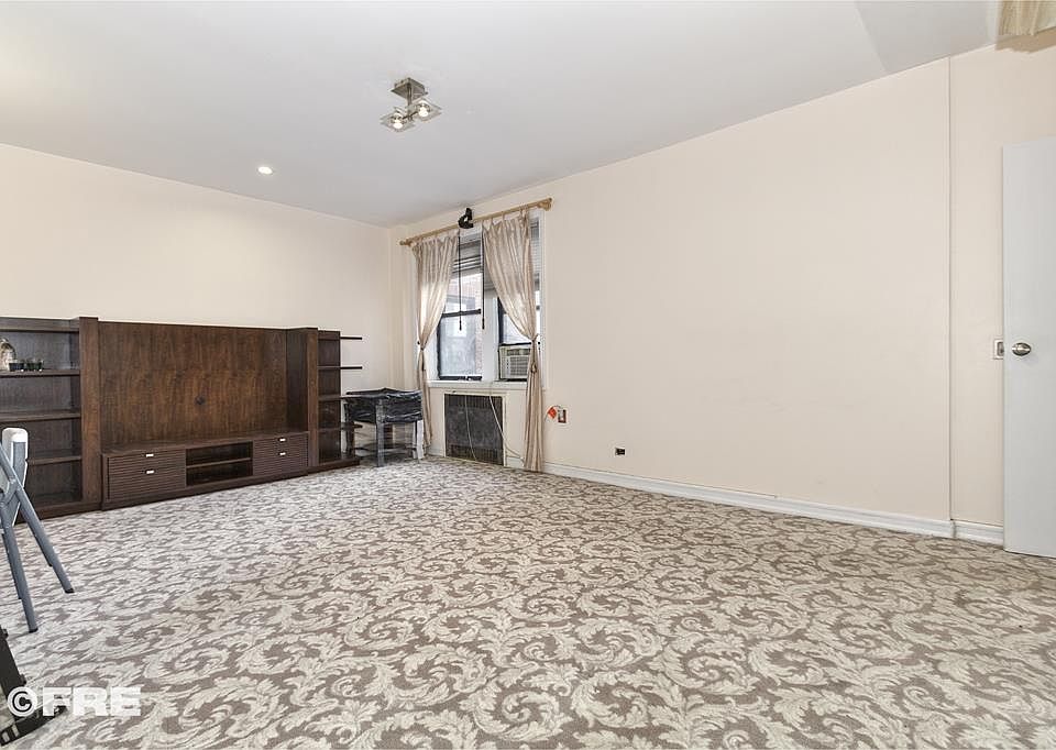 1st image of 2901 Avenue N #E