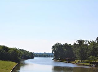 11519 Renaissance Dr, Montgomery, TX 77356