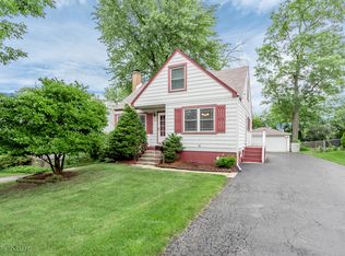 108 2nd St, Downers Grove, IL 60515