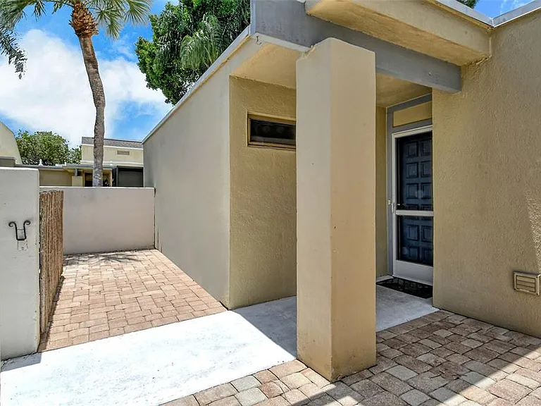 2517 Glebe Farm Close #H-2 — Photo 25