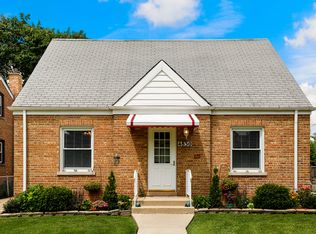 4830 N Mobile Ave, Chicago, IL 60630
