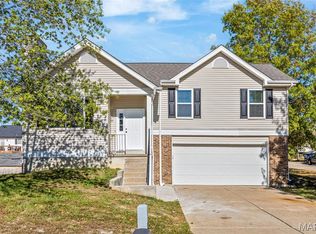 161 Christina Marie Dr, O'Fallon, MO