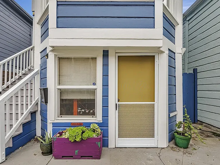 340 Peralta St #B — Photo 2