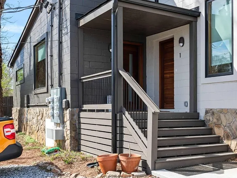 955 Wylie St #6 — Photo 37
