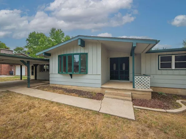 632 Manning Drive, Noel, MO 64854