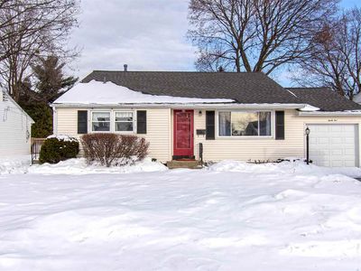 35 Perry Ave, Latham, NY, 12110