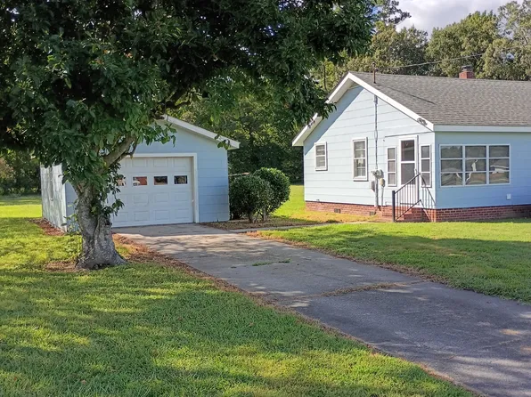 493 Meadstown Rd, Elizabeth City, NC 27909