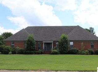 2115 Villa Sq, Murray, KY 42071