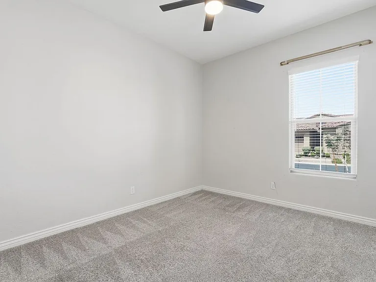 10631 E Thatcher Ave — Photo 31