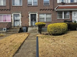 6590 Walnut Park Dr, Philadelphia, PA