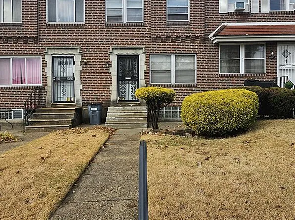 6590 Walnut Park Dr, Philadelphia, PA 19120